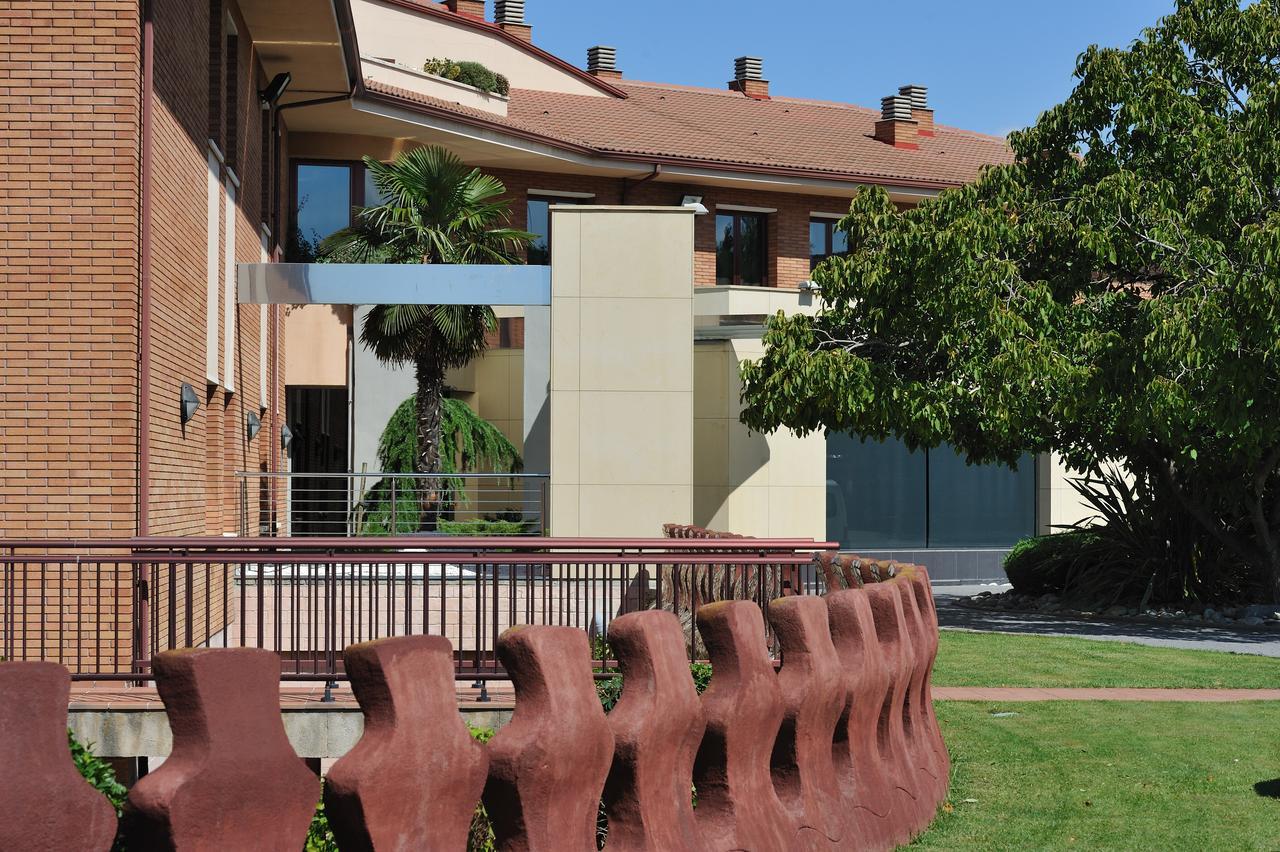 Hotel Els Noguers Manresa Kültér fotó
