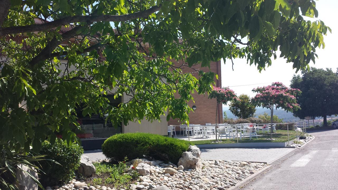 Hotel Els Noguers Manresa Kültér fotó